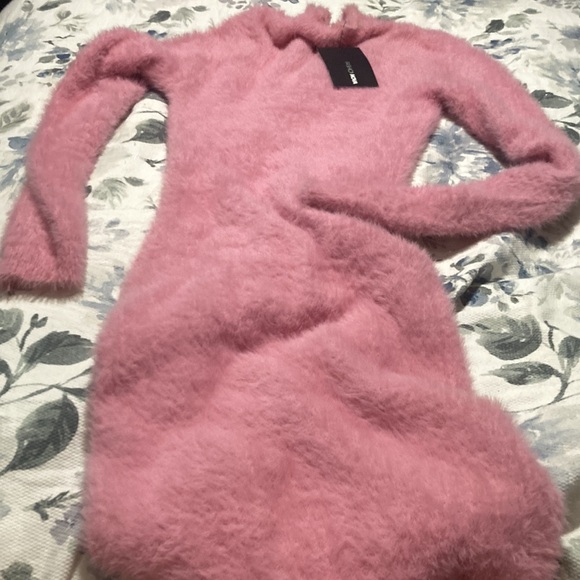 NWT fashion Nova fuzzy sweater dress💗 - Picture 5 of 7